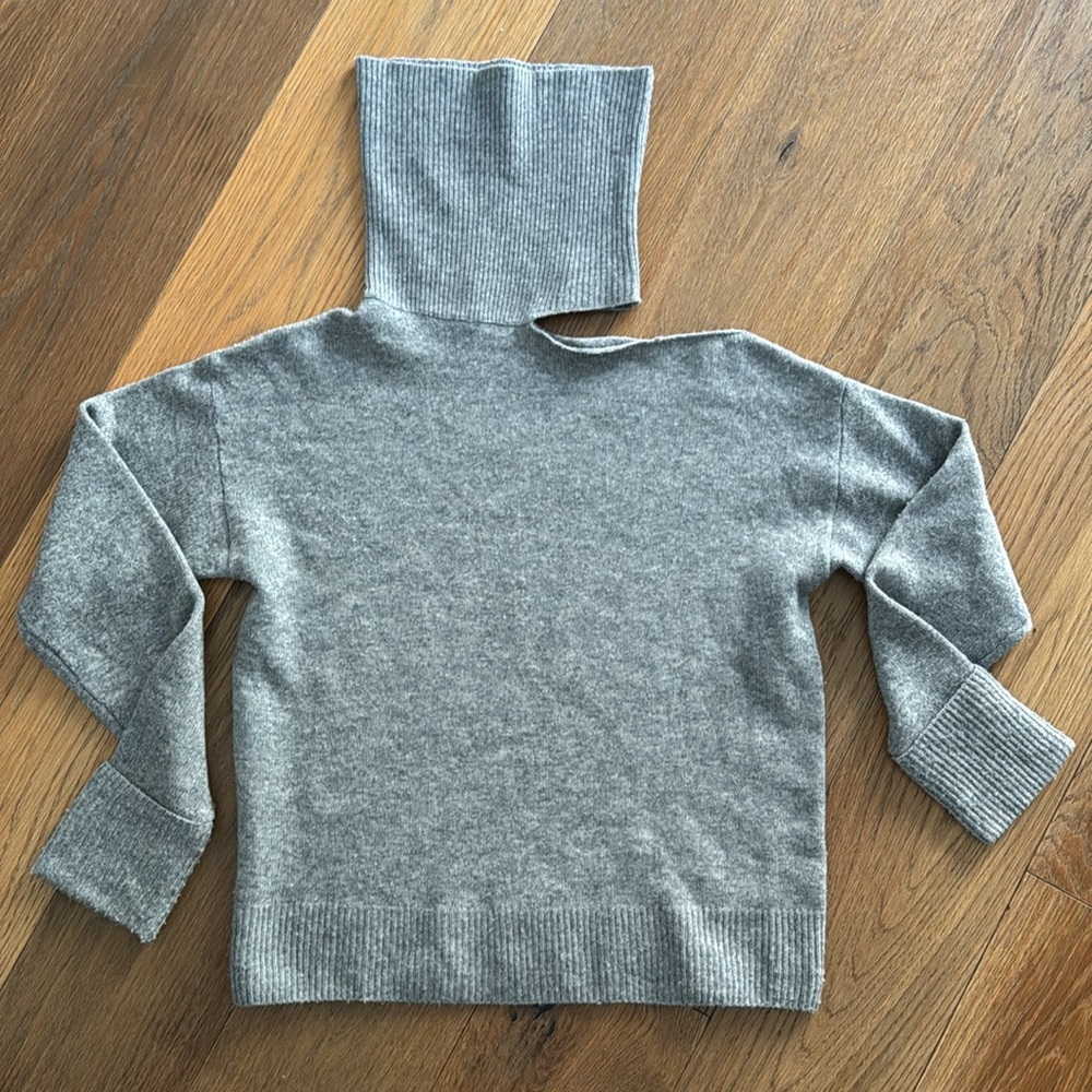 PAIGE Raundi Open-Shoulder Sweater